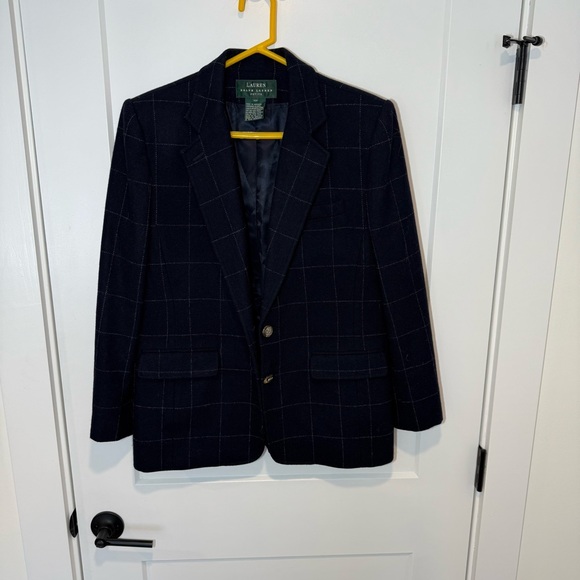 Vintage Lauren Ralph Lauren 100% Wool Blazer. - Picture 9 of 10